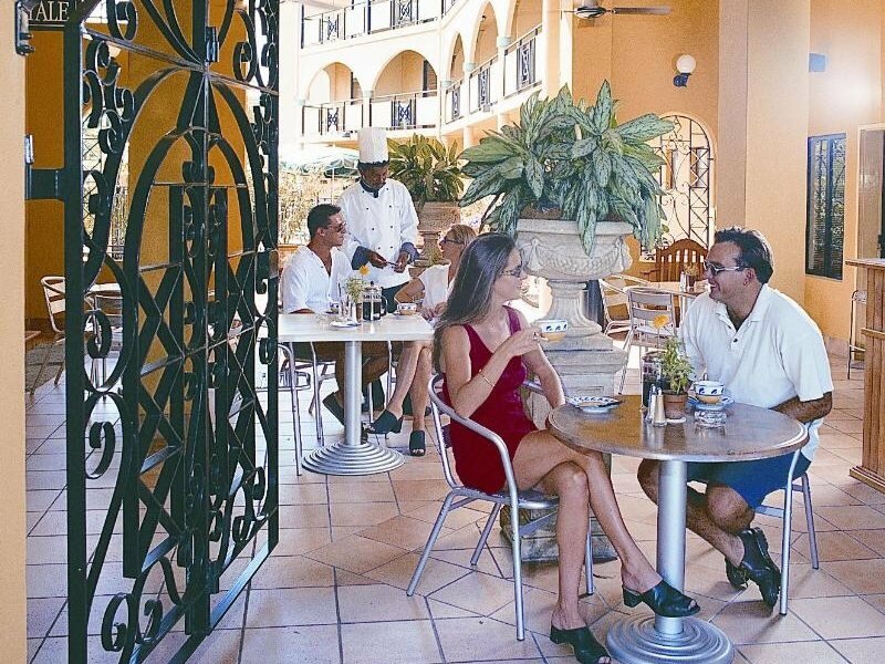 Фото Palm Royale Cairns