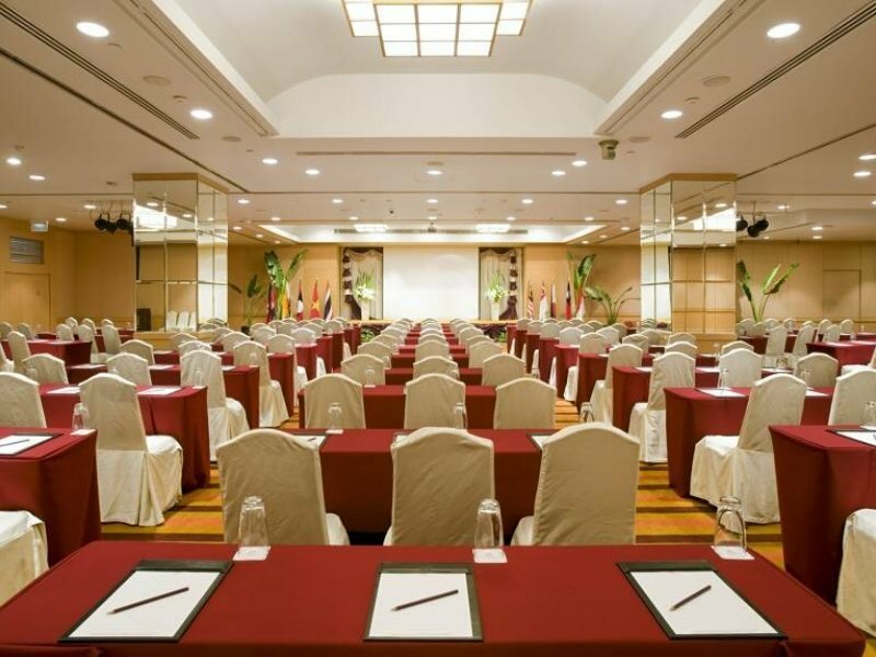 Фото Avani Ratchada Bangkok Hotel