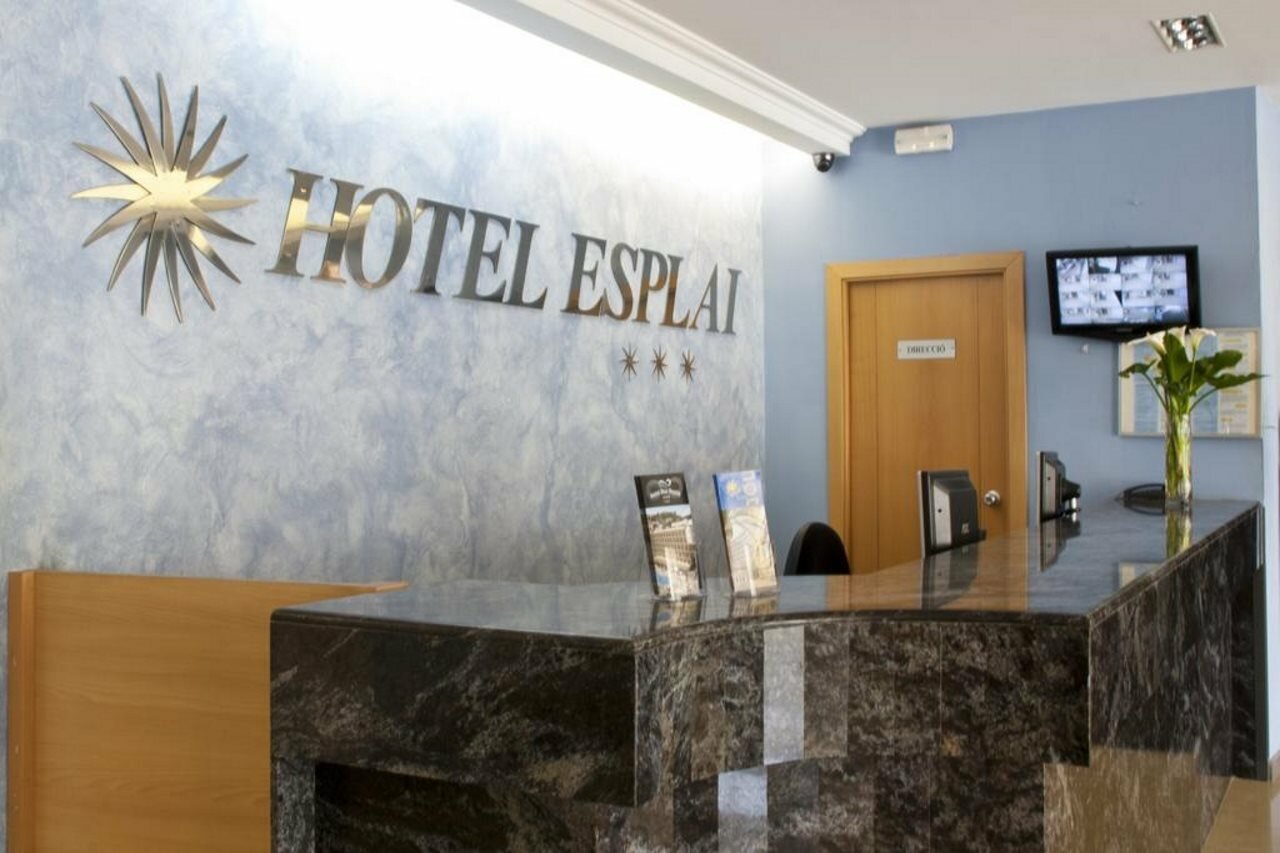Фото Esplai Hotel