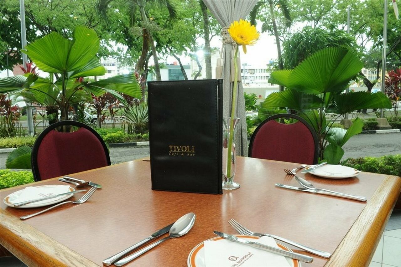 Фото Hotel Shangri La Kota Kinabalu