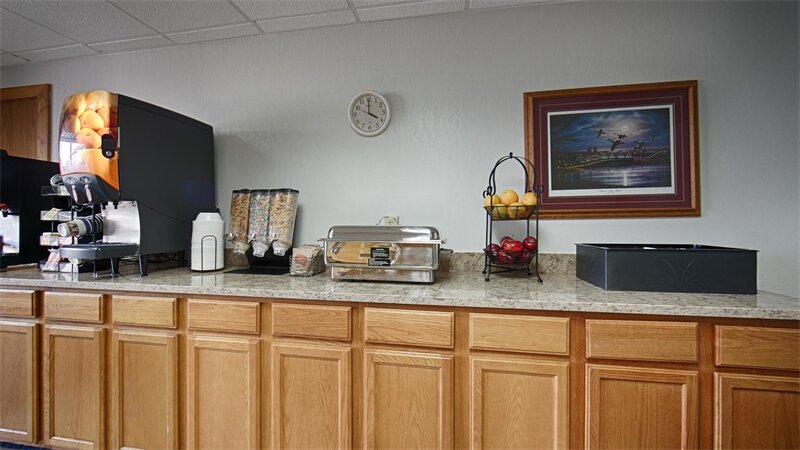 Фото Best Western Lee's Motor Inn