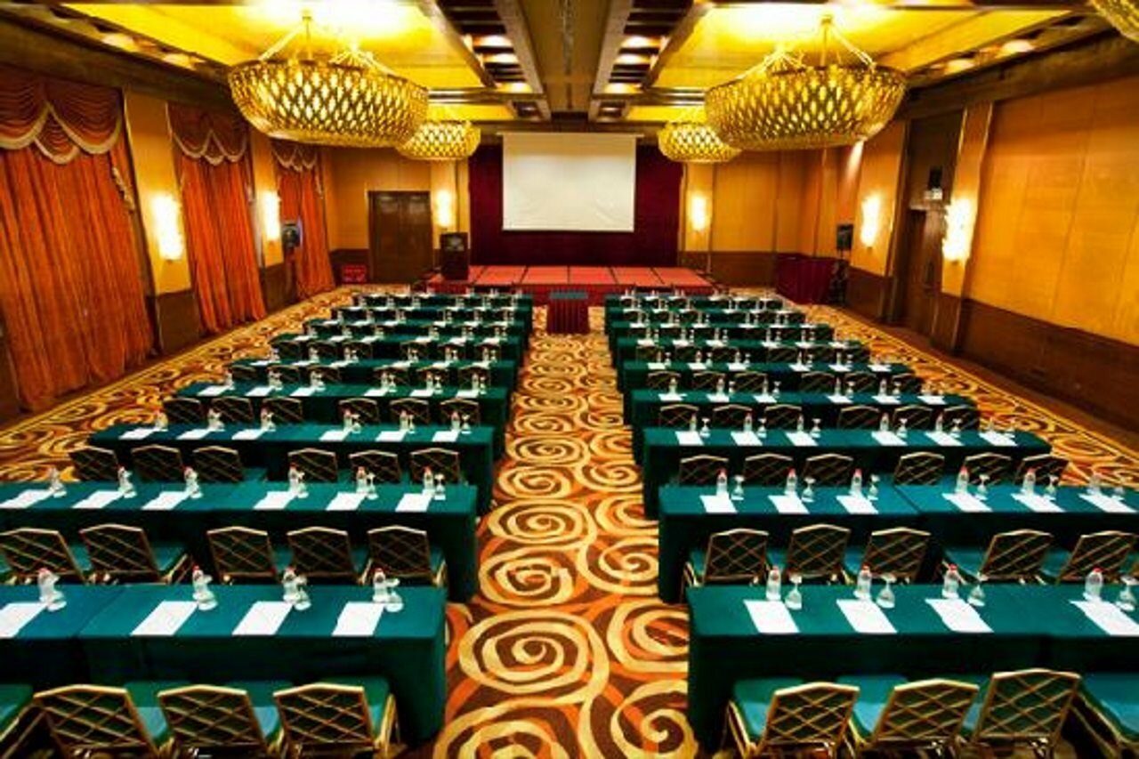 Фото Courtyard by Marriott Shanghai Pudong