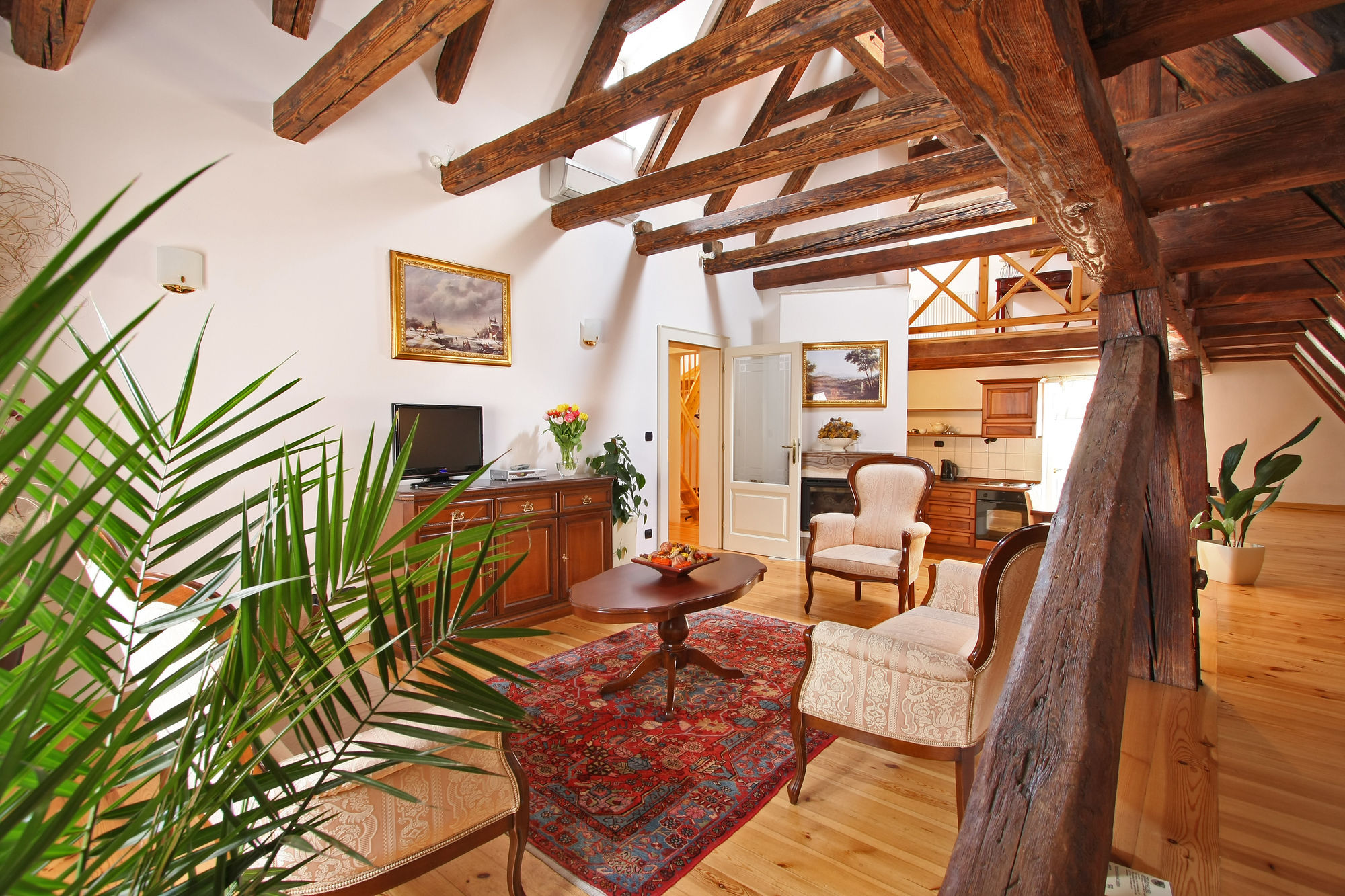 Фото Chateau 9 Apartments by Adrez Living