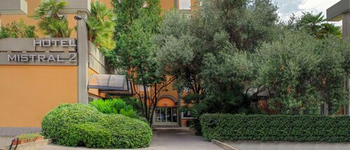 Внешний вид отеля Hotel Mistral 2 в Ористано, фото 2