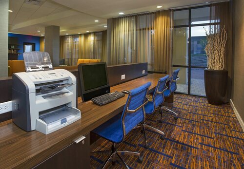 Гостиница Courtyard by Marriott Austin Airport в Остине