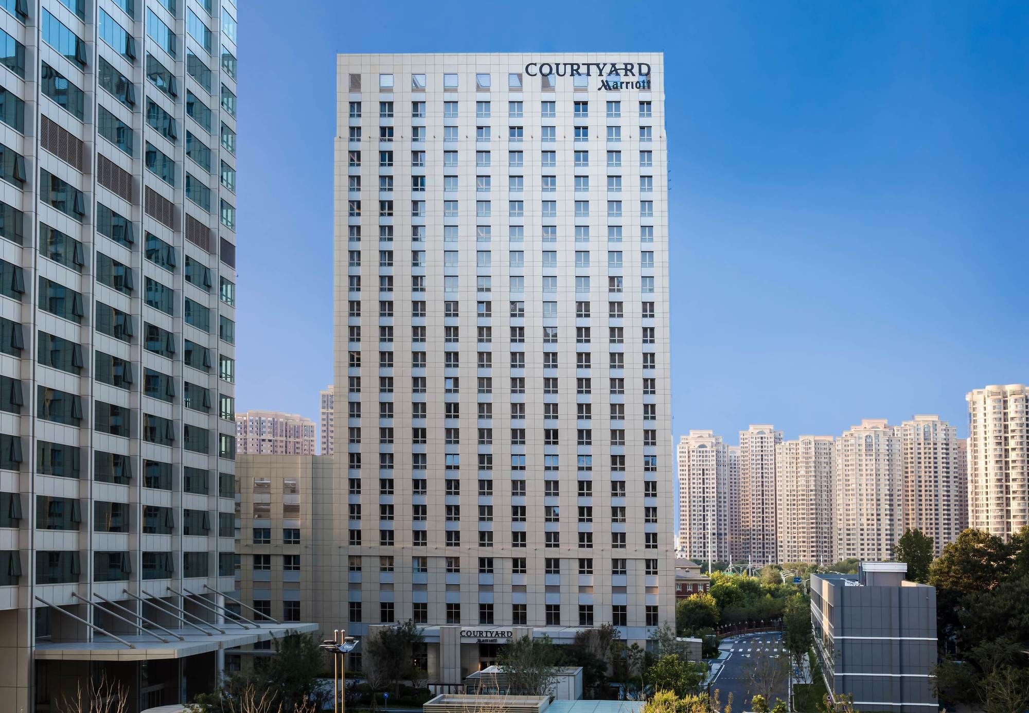 Фото Courtyard by Marriott Tianjin Hongqiao