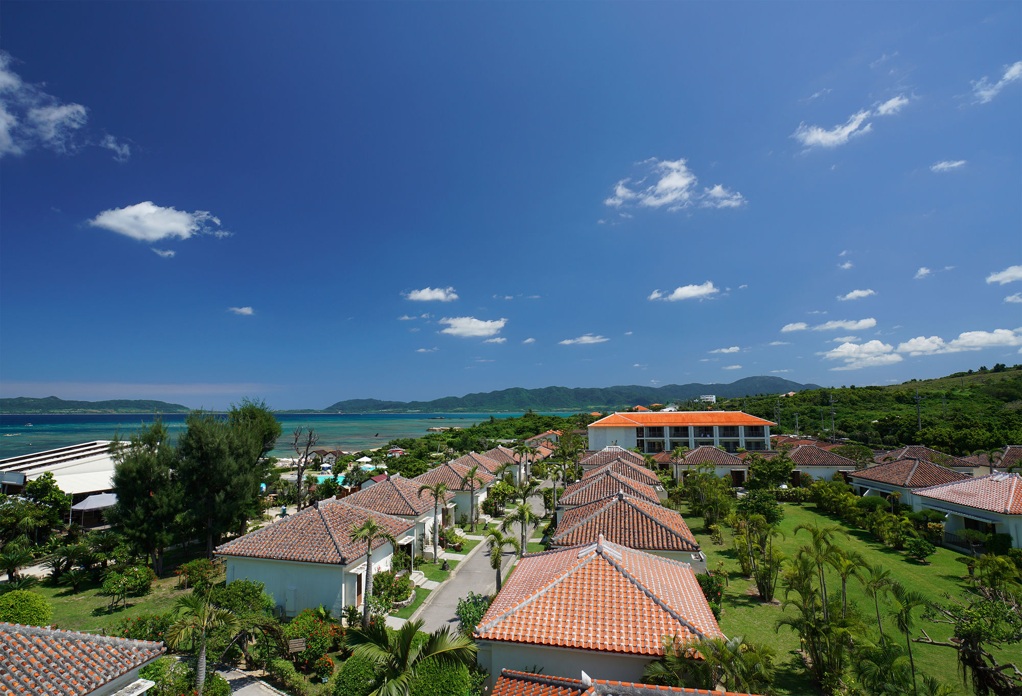 Фото Fusaki Beach Resort Hotel & Villas