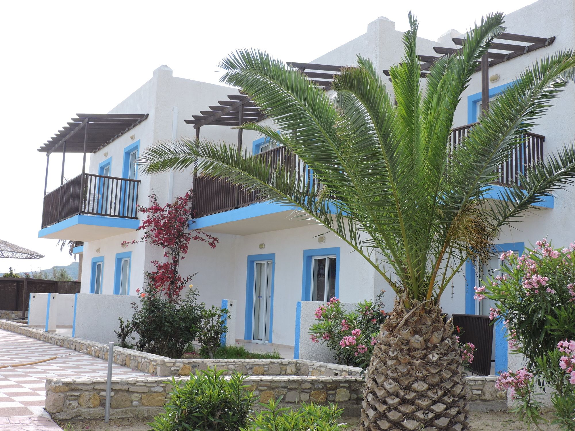 Фото Sweet Kalimera Apartments