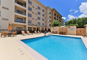 Гостиница Courtyard Marriott Laredo
