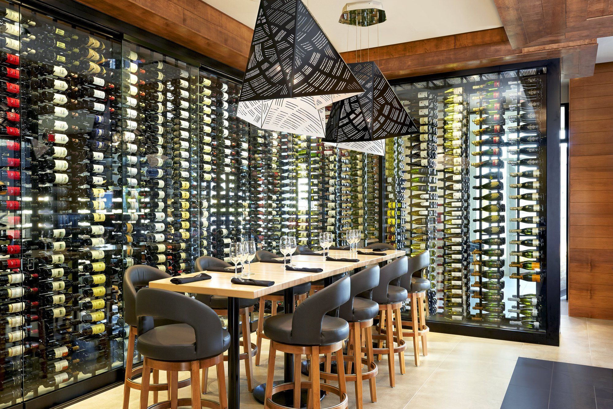 Фото Four Points by Sheraton Kelowna Airport