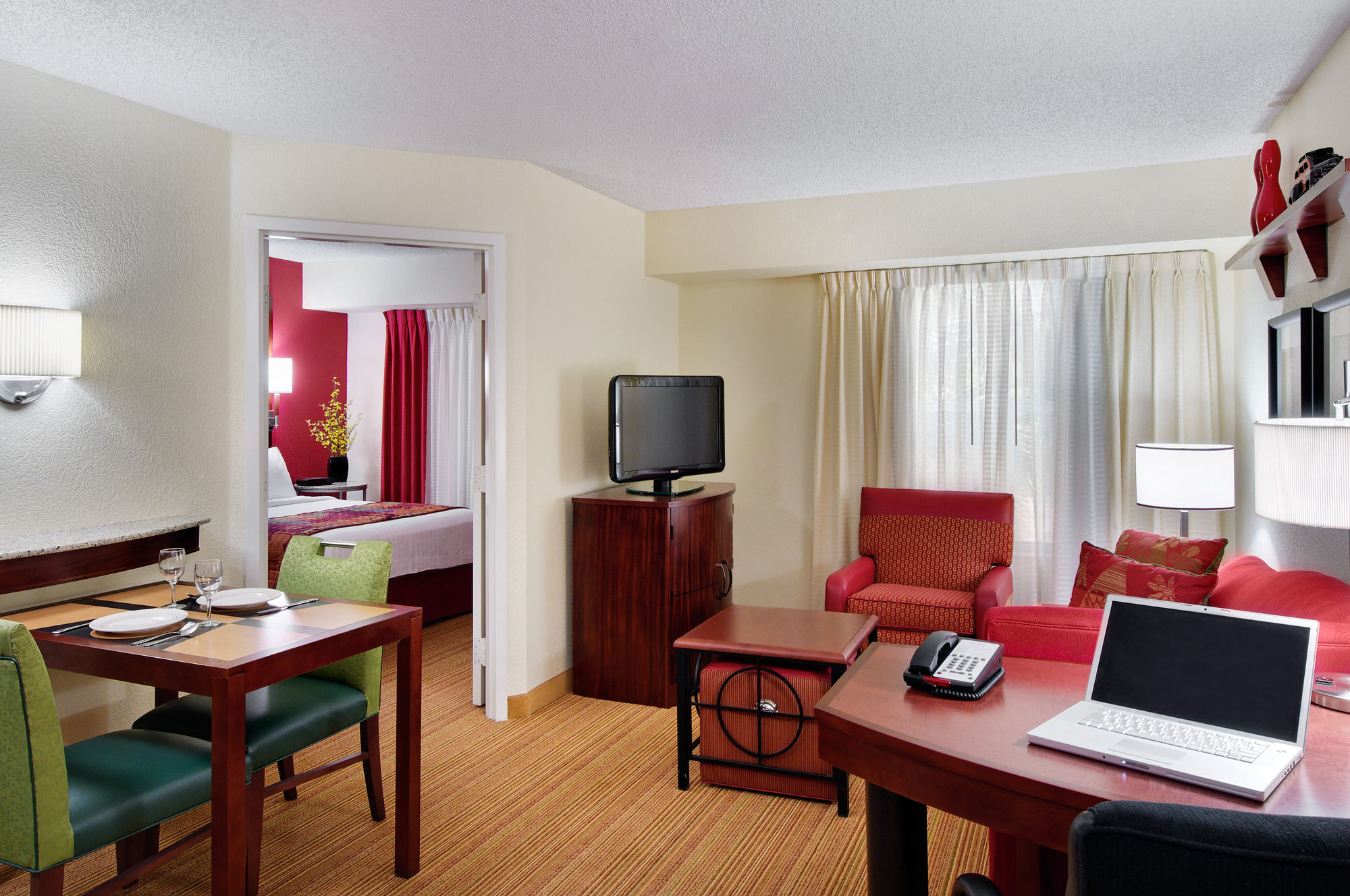 Фото Residence Inn by Marriott Tampa at USF/Medical Center