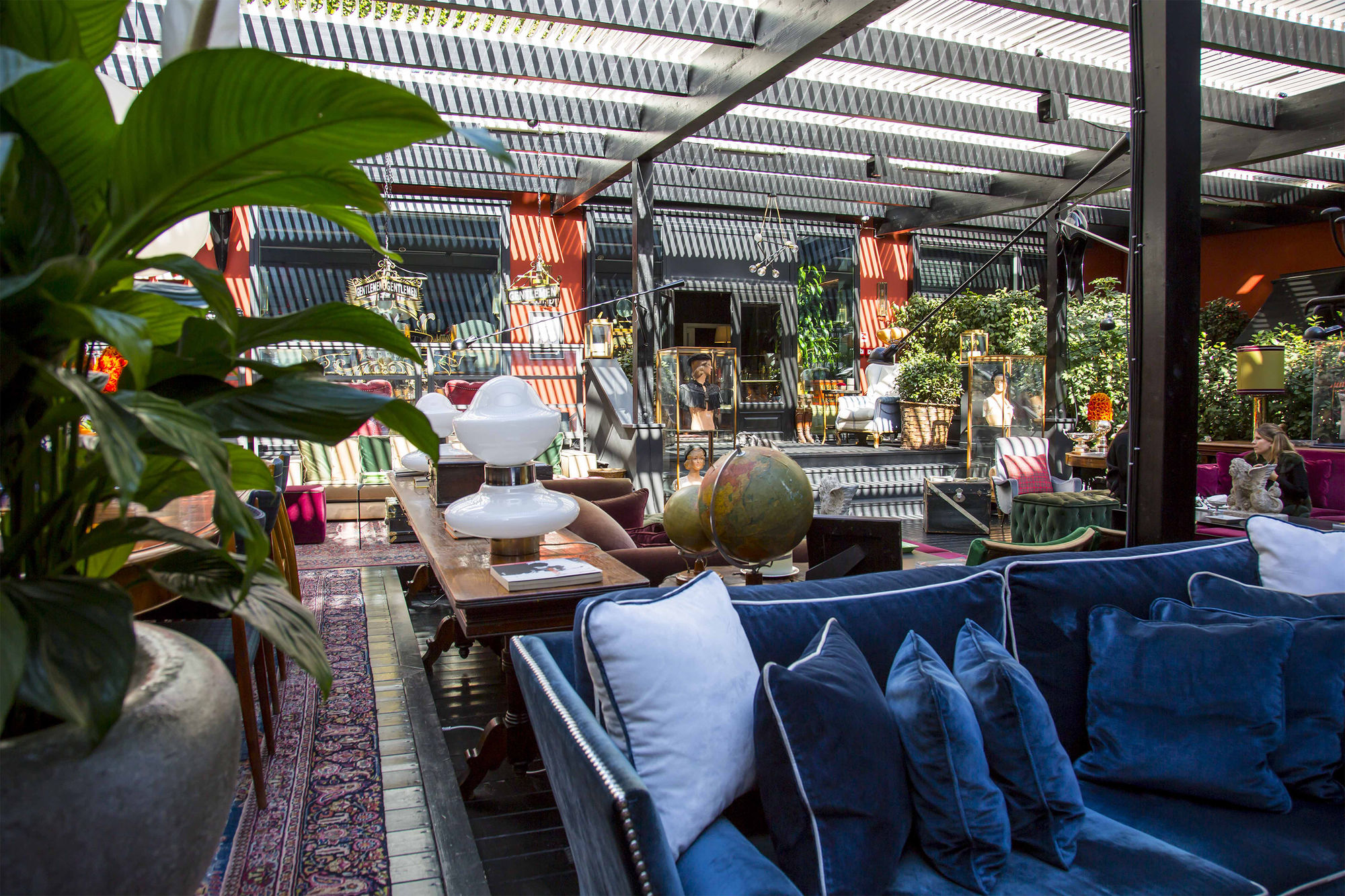 Фото Aethos Milan