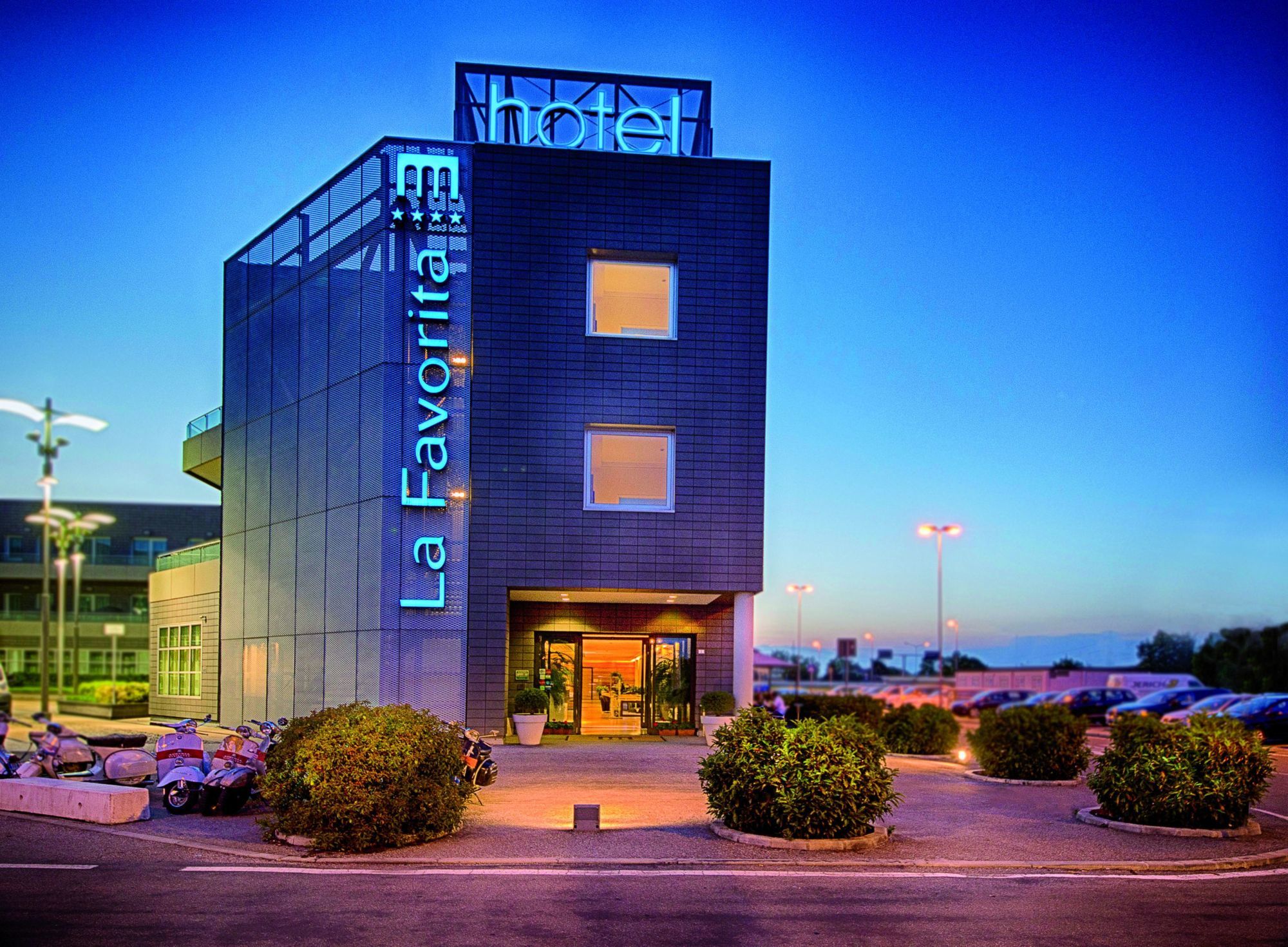 Фото Отель La Favorita