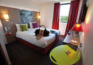 Ibis Styles Toulouse Cite Espace (Toulouse, Avenue Marcel Dassault, 21), hotel