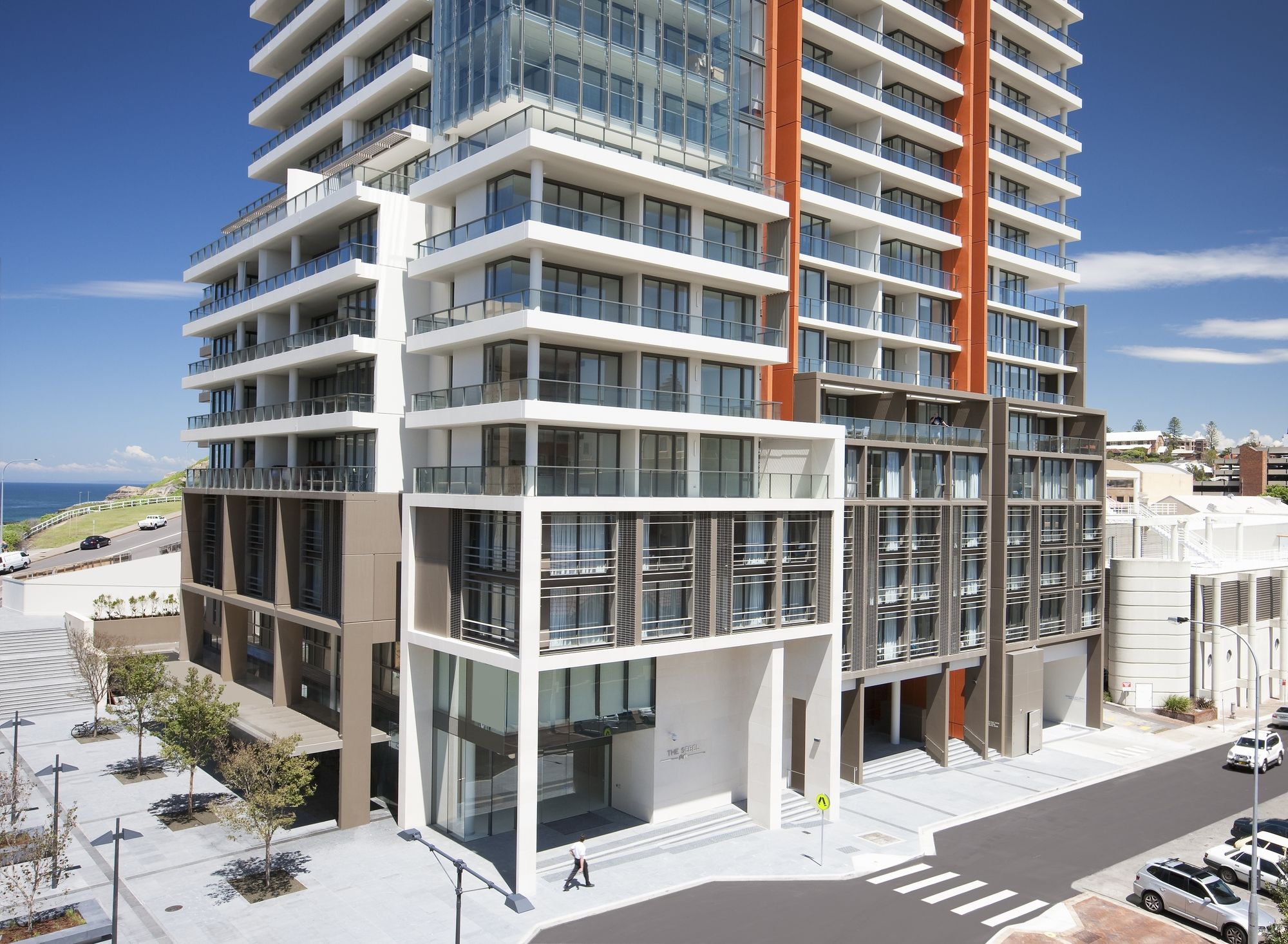 Фото Novotel Newcastle Beach