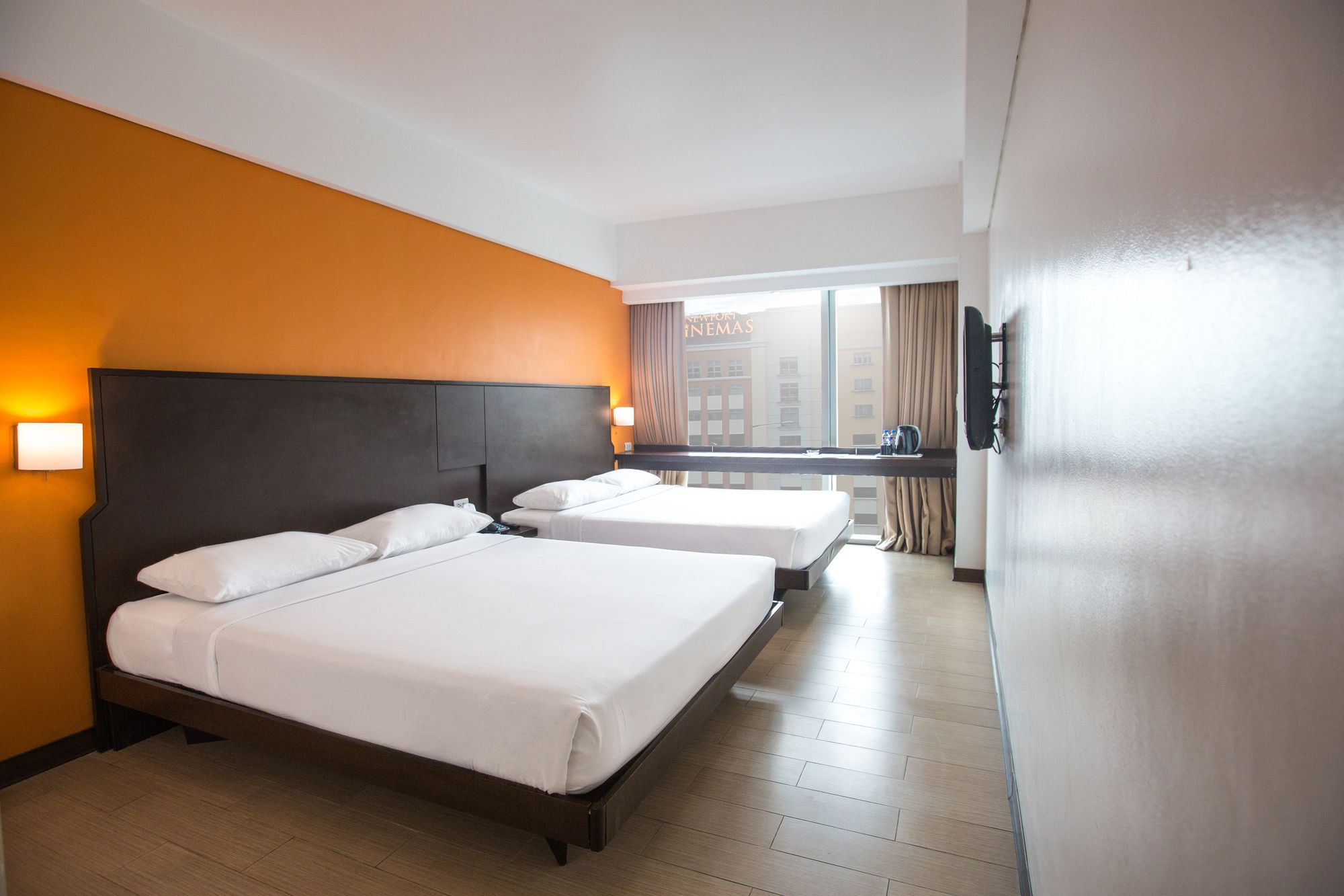 Фото Holiday Inn Express Manila Newport World Resorts