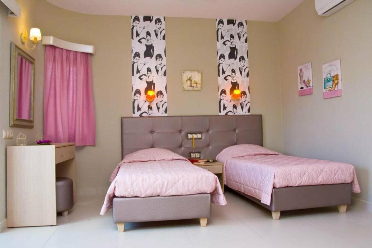 Фото King's Village Apartments