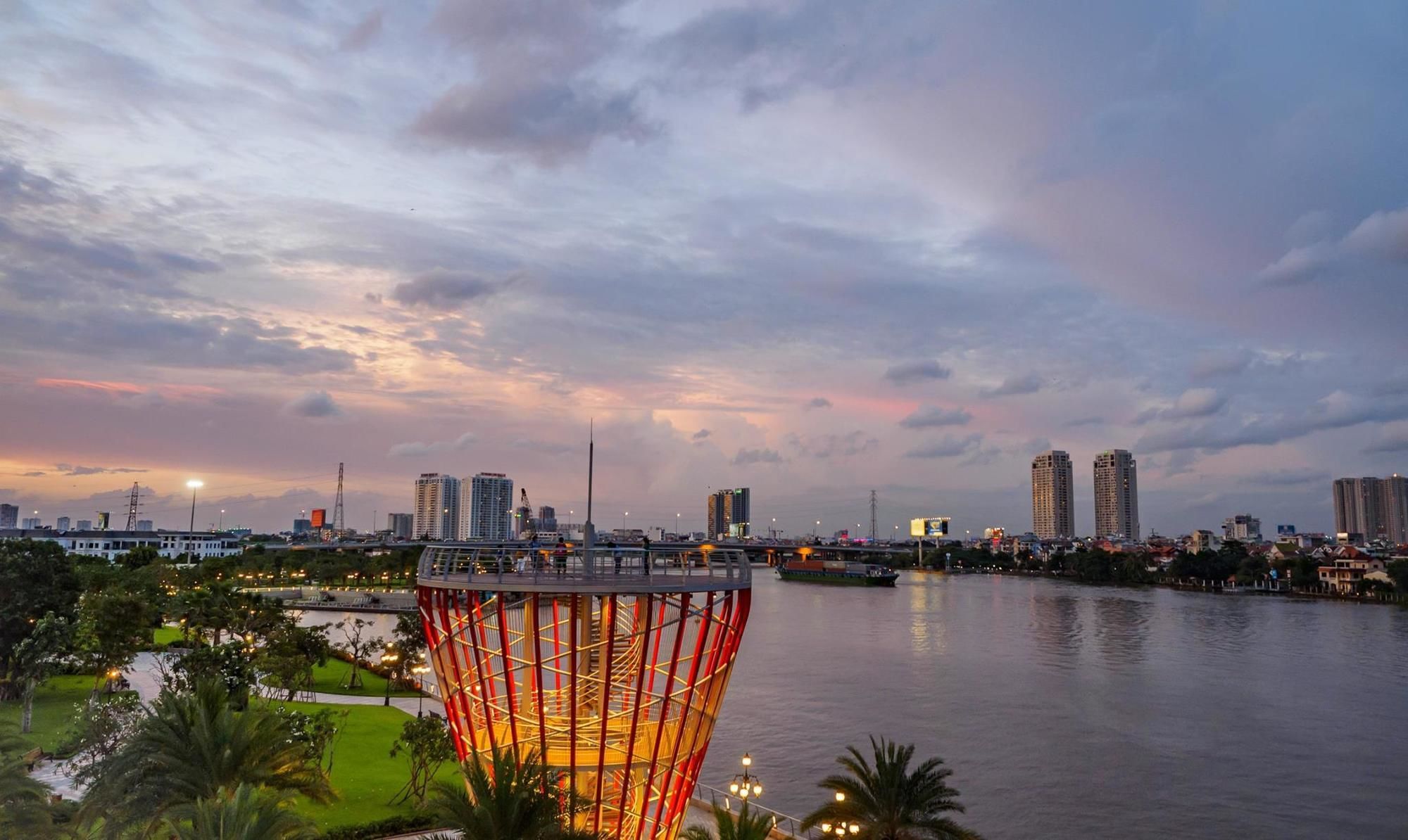 Фото The Berry Vinhomes Luxury Apartments