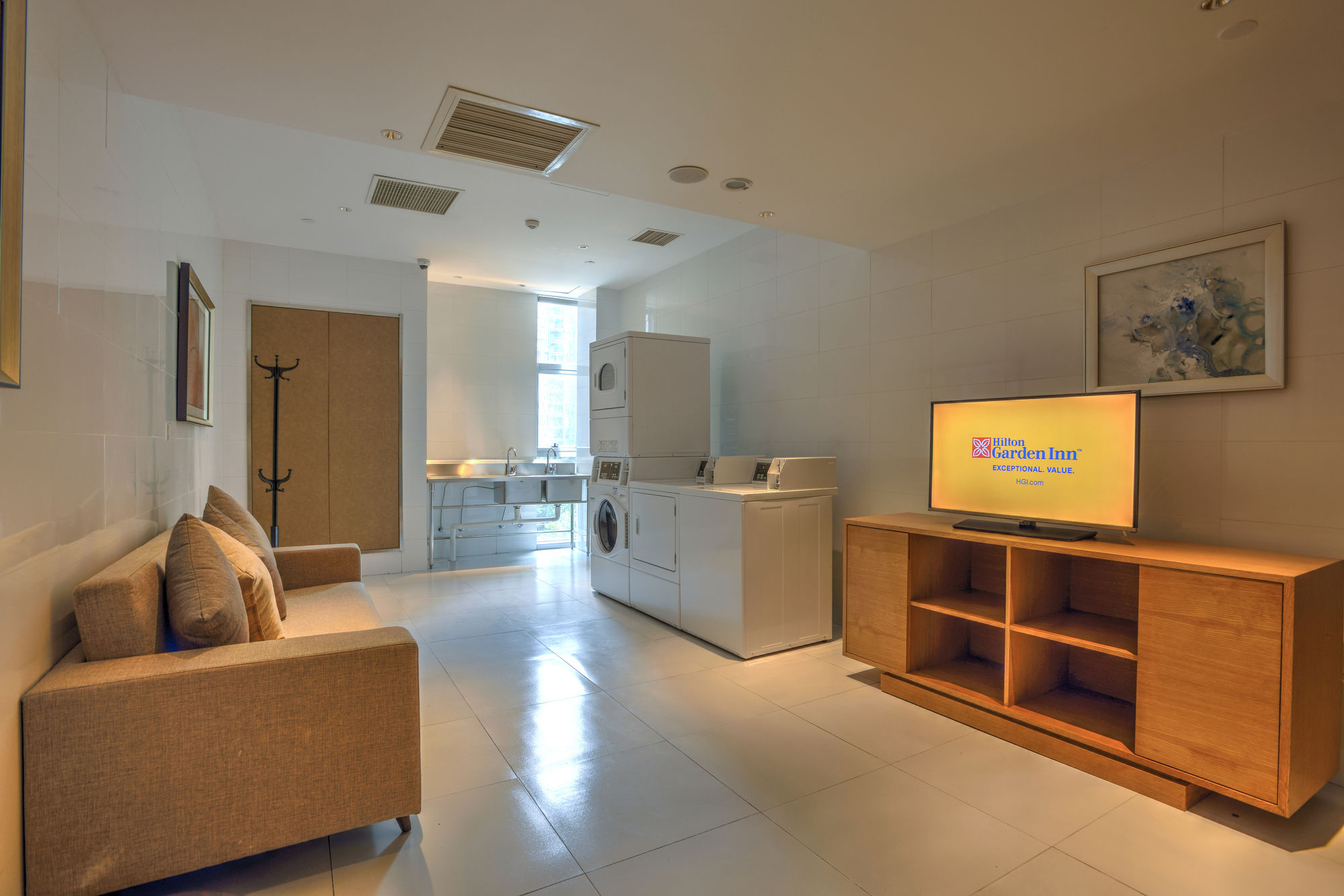 Фото Hilton Garden Inn Chengdu Huayang