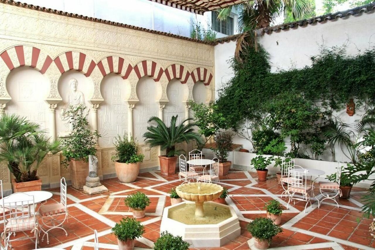 Фото Nh Córdoba Califa Hotel