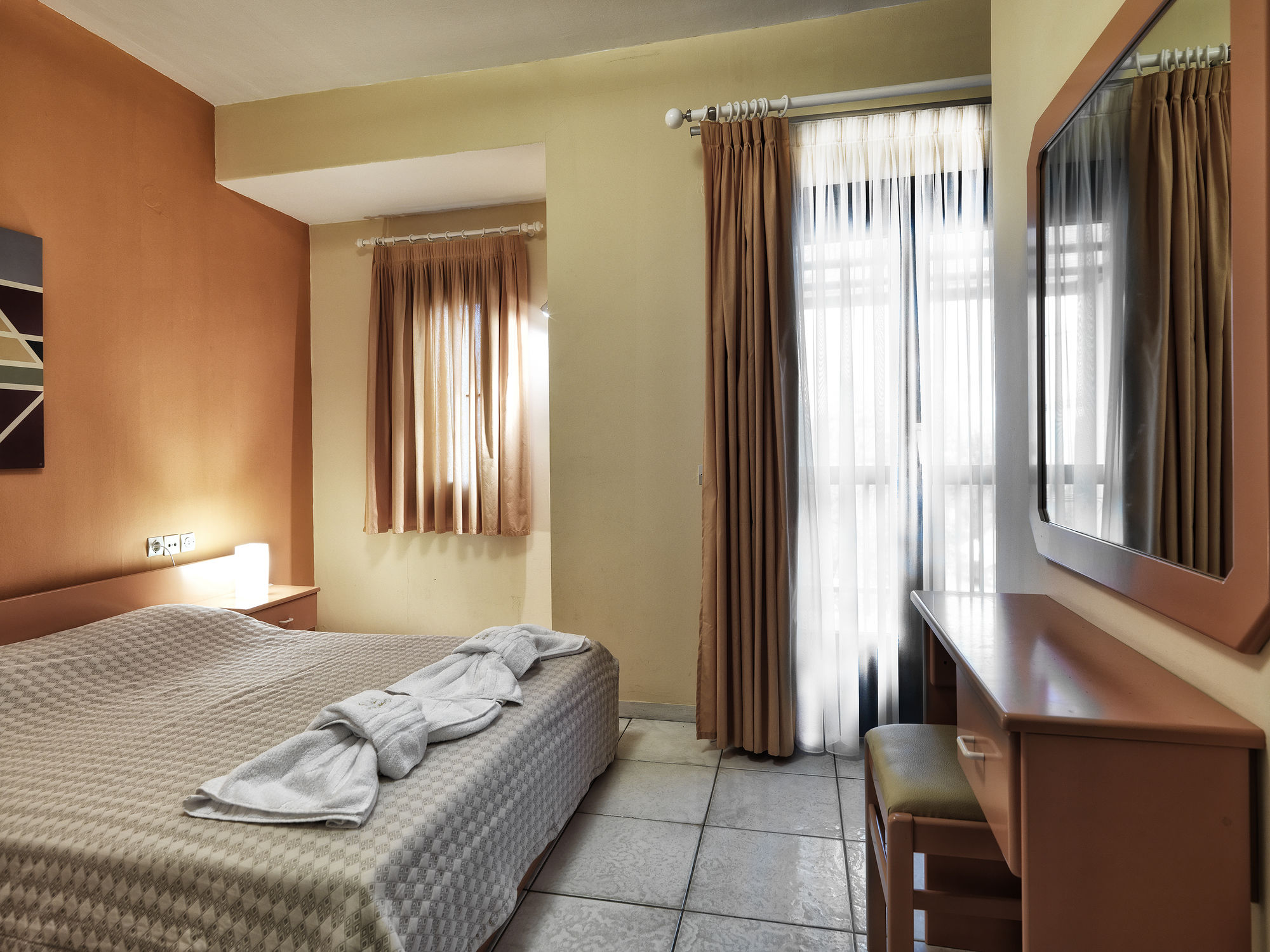 Фото Elia Apartments