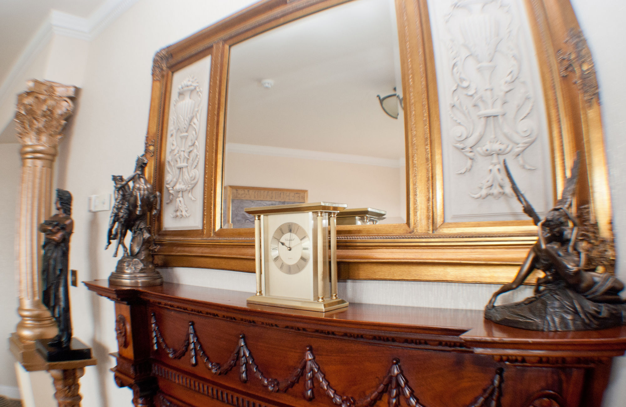 Фото Little Haven Hotel