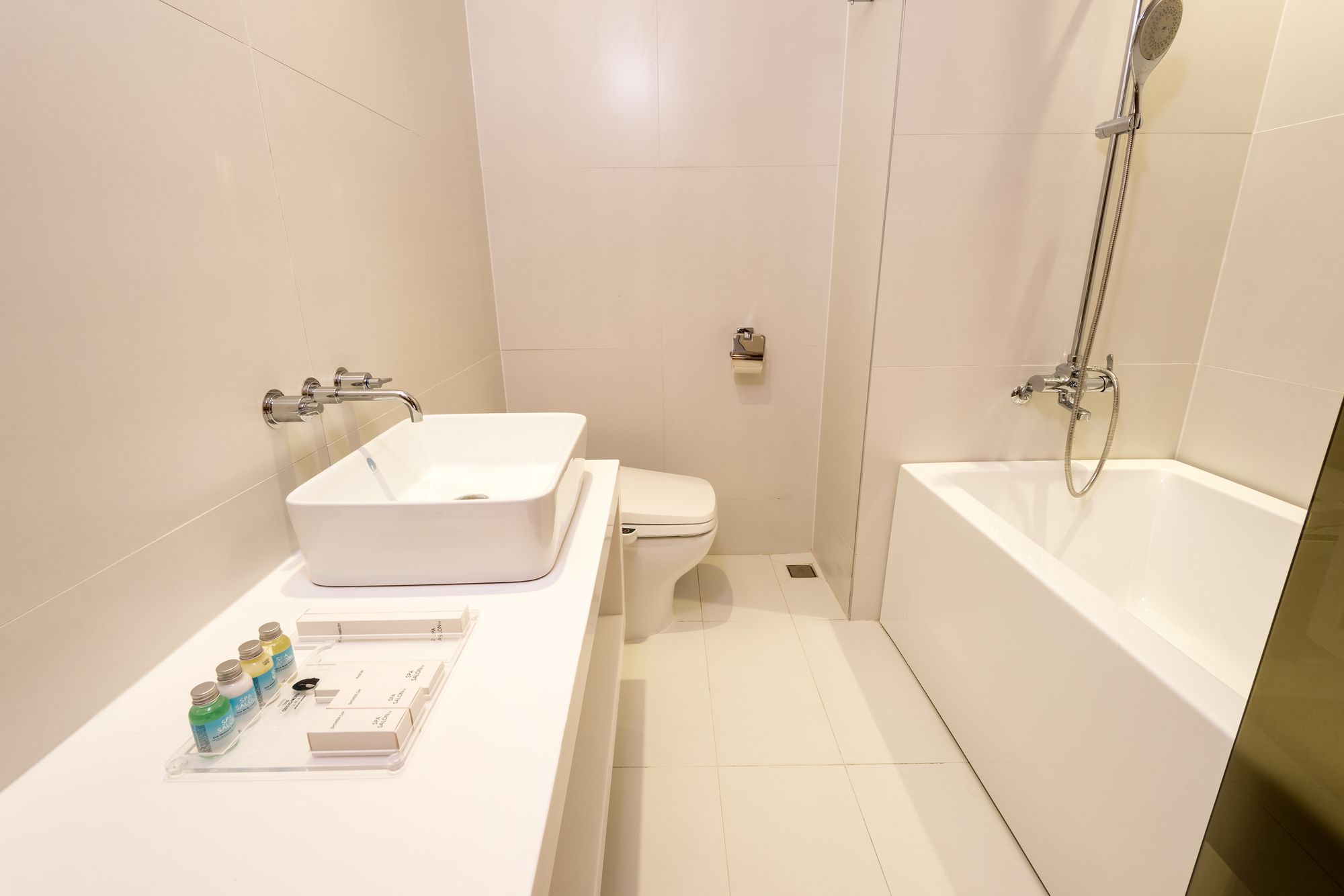 Фото Hotel The Designers Lyj Gangnam Premier