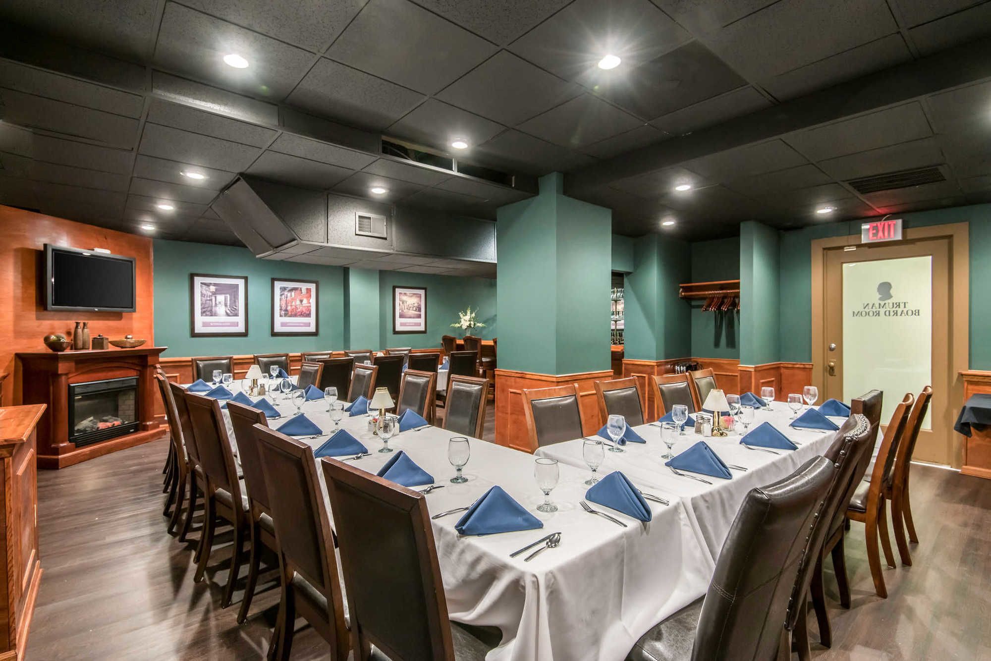 Фото Hotel Bothwell Sedalia Central District, Ascend Hotel Collection