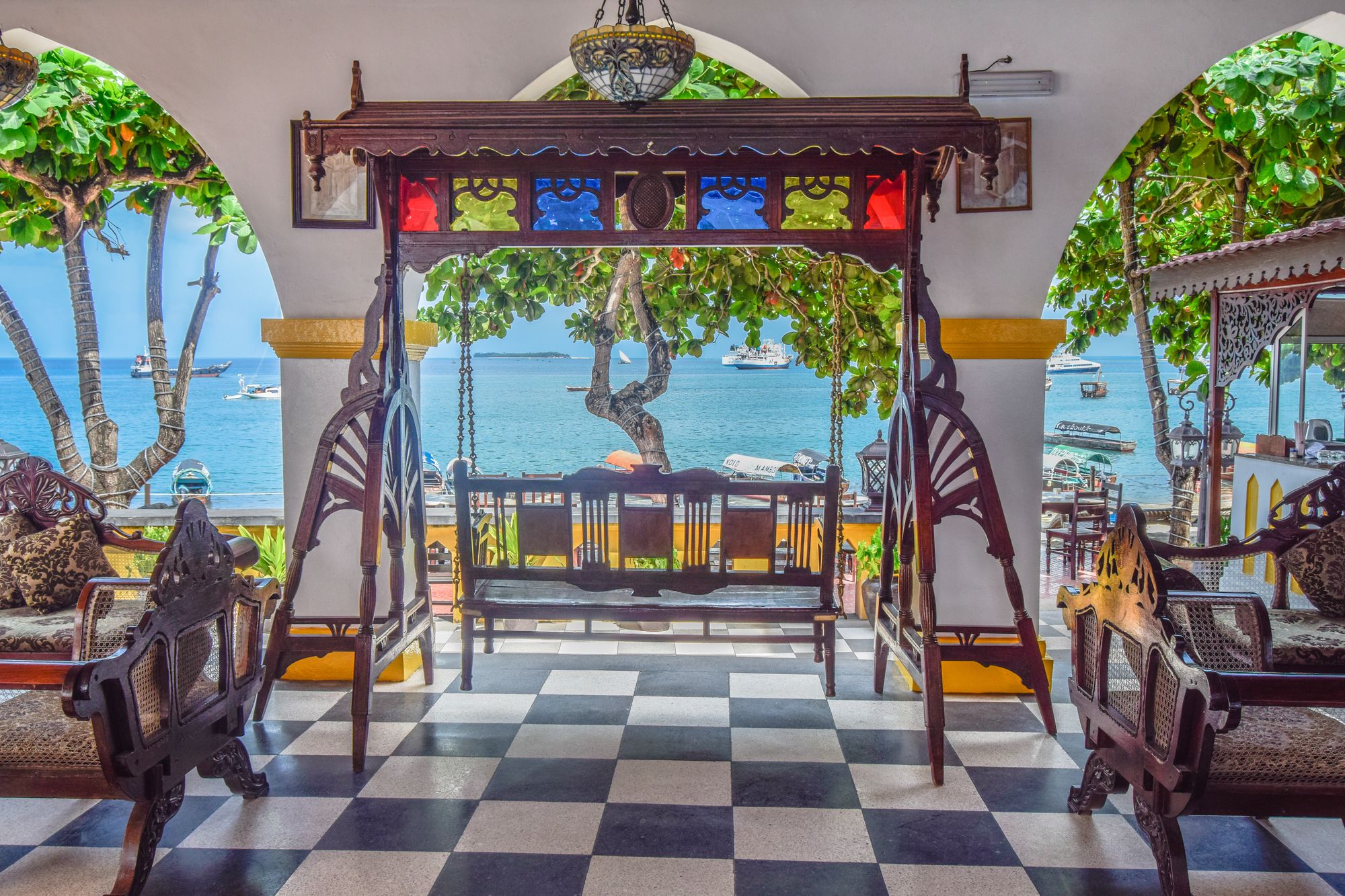 Фото Tembo Hotel