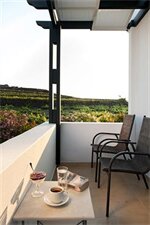 Фото Anthonas Apartments