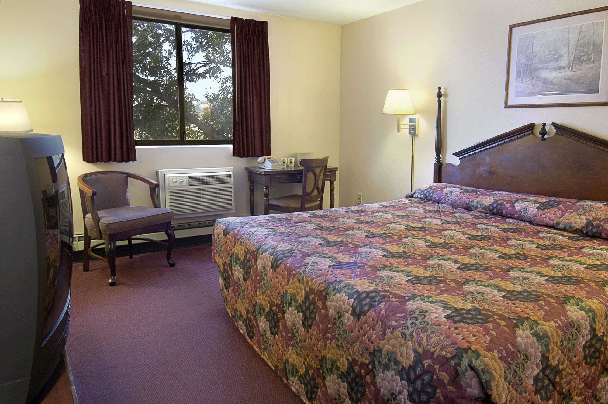 Фото Baymont by Wyndham Rochester Mayo Clinic Area