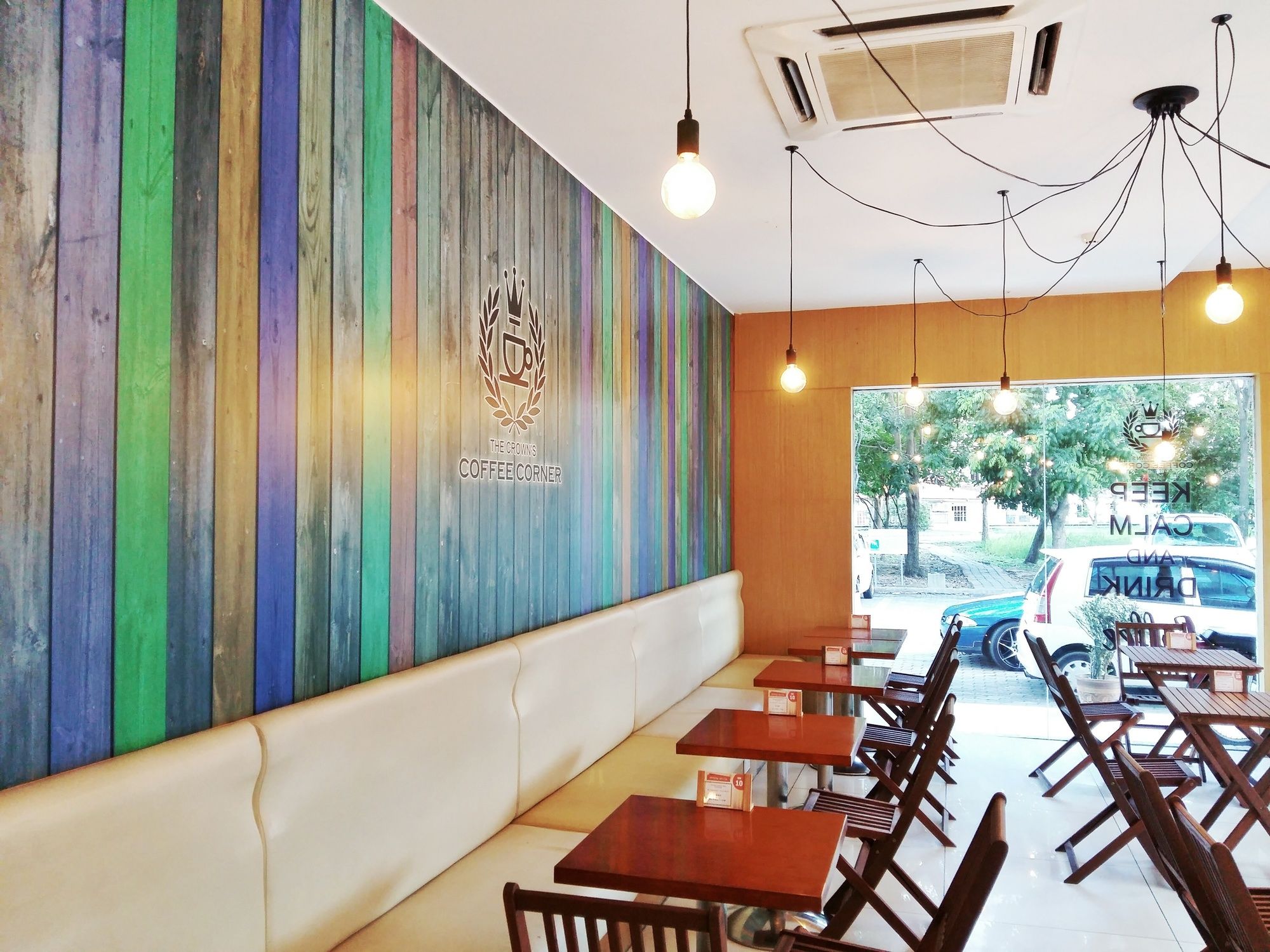 Фото The Crown Borneo Hotel