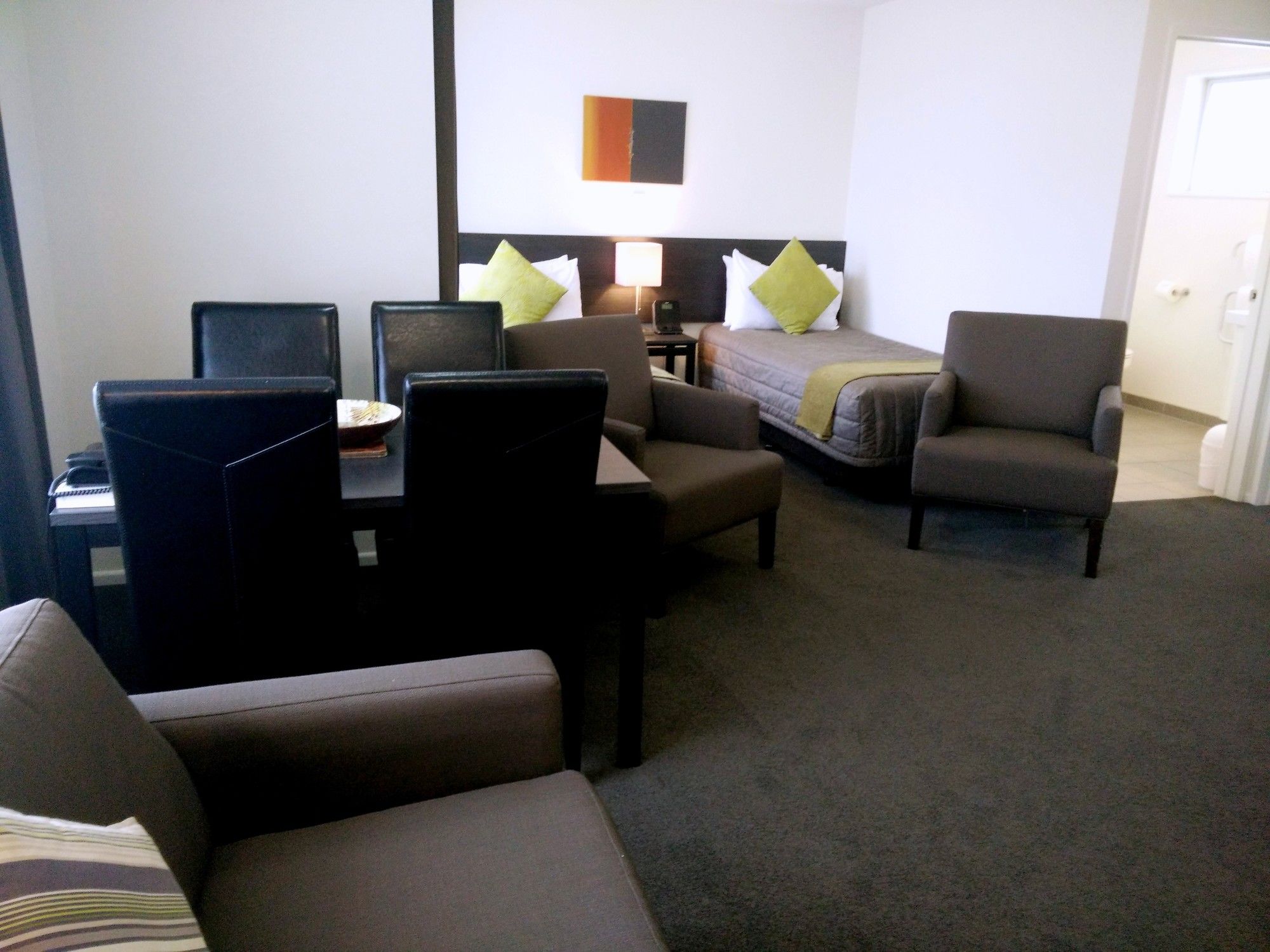 Фото Airport Palms Motel