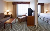 Фото Holiday Inn Hotel & Suites-Milwaukee Airport, an Ihg Hotel