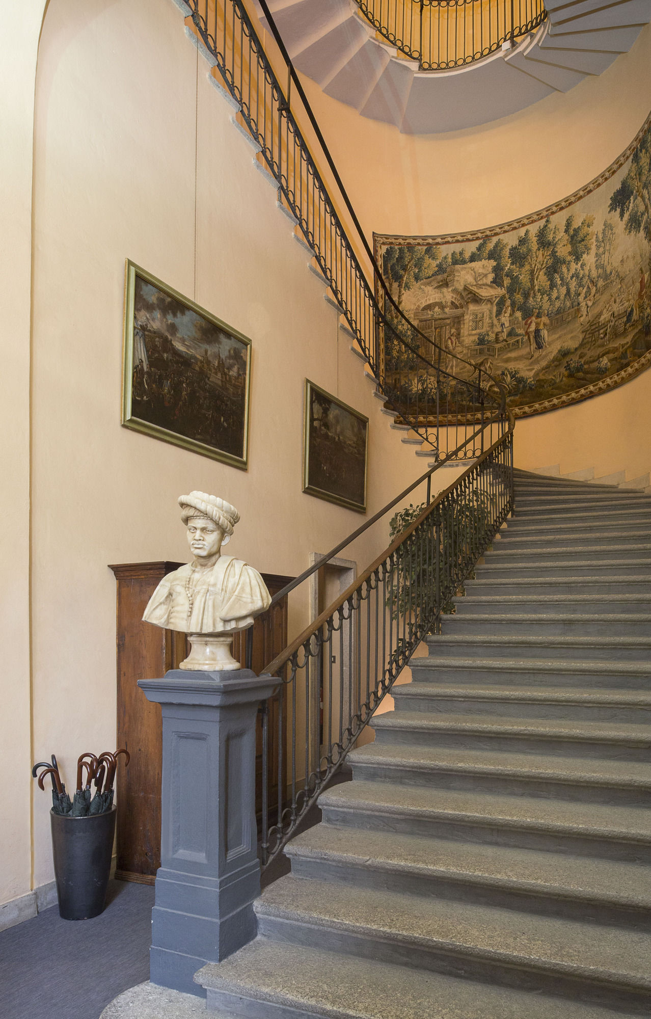 Фото Camperio House Suites