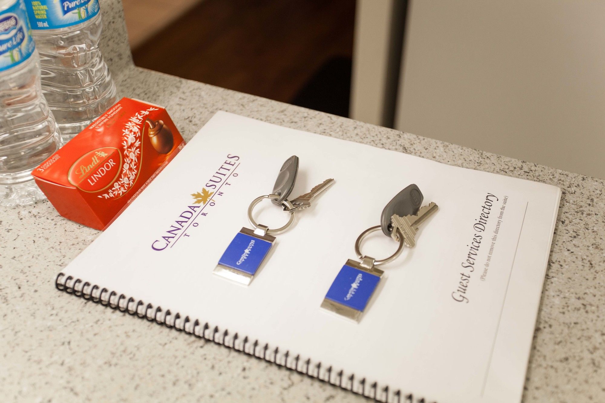 Фото Canada Suites - 832 Bay St