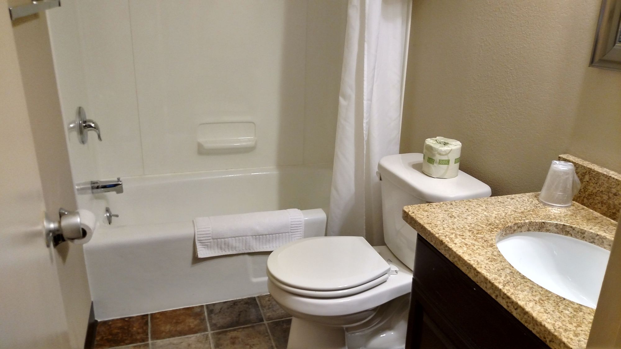 Фото Harvest Drive Family Inn