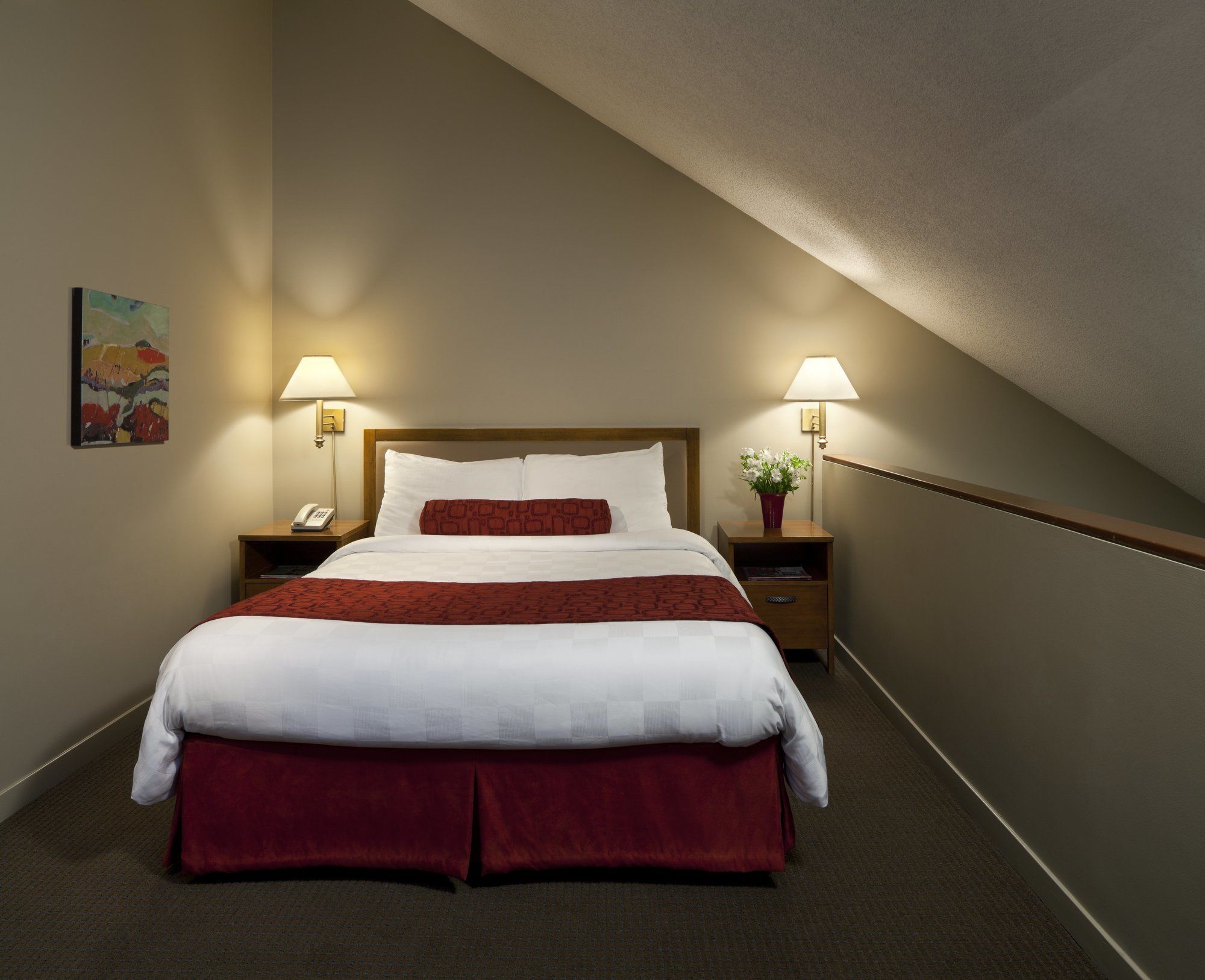 Фото Whistler Village Inn And Suites