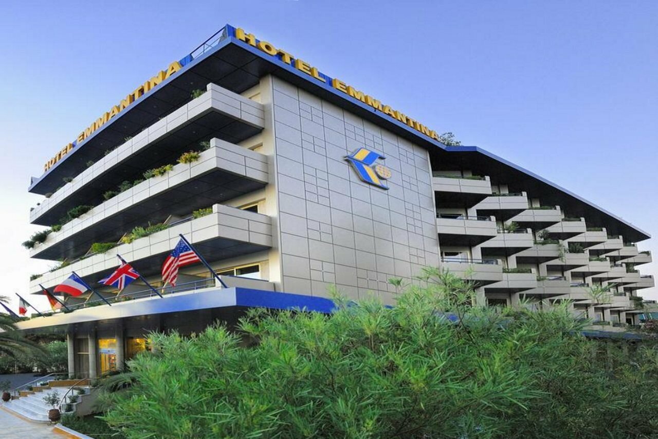 Фото отеля 1