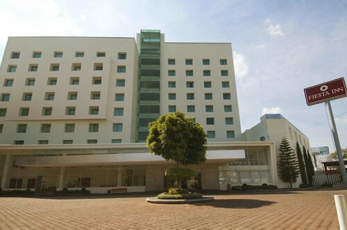 Гостиница Fiesta Inn Puebla Finsa в Штате Пуэбла