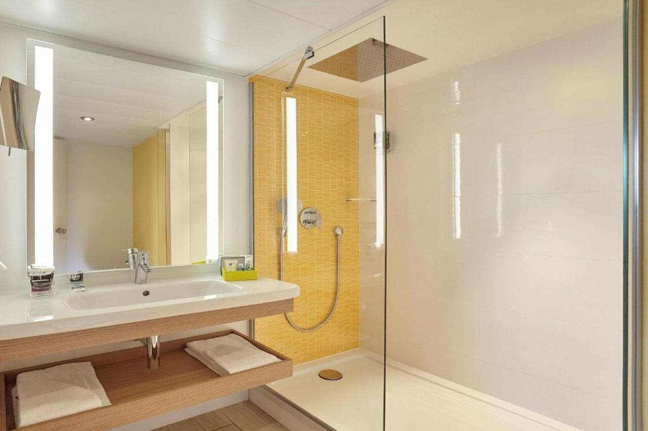 Фото Mercure Le Havre Centre Bassin du Commerce Hotel