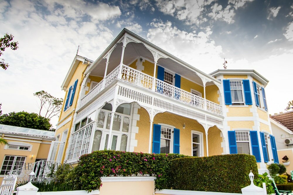 Фото The Walden House