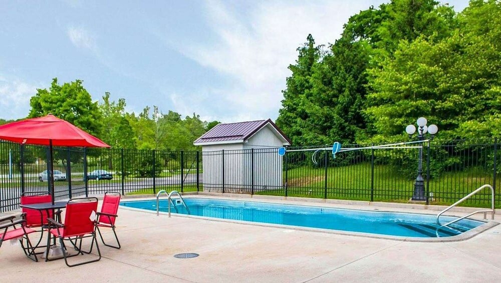 Фото Royal Inn Rockville