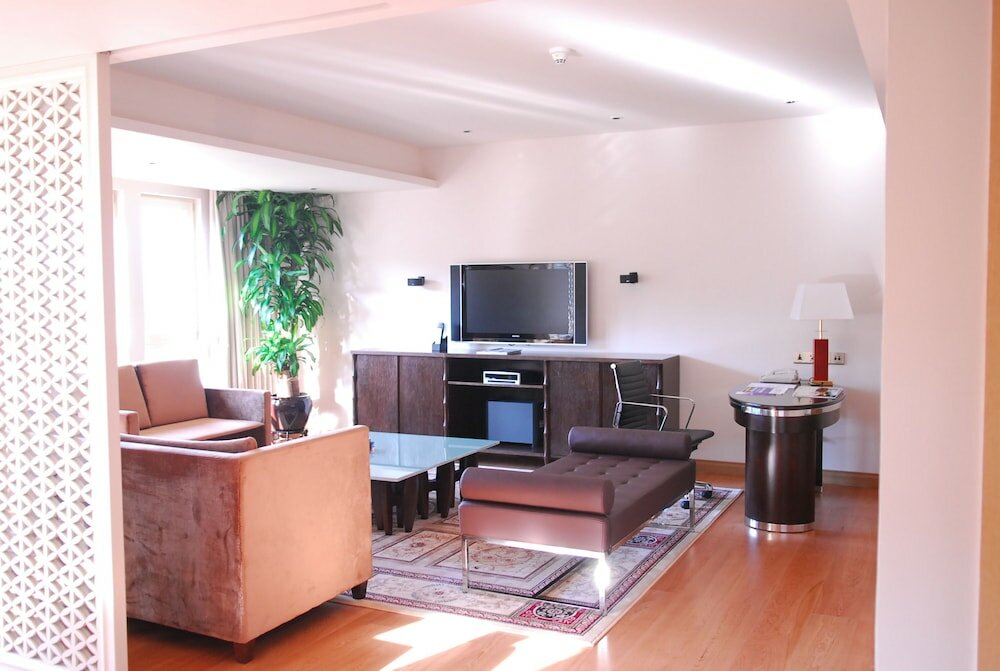 Фото The Interlaken Oct Hotel Shenzhen