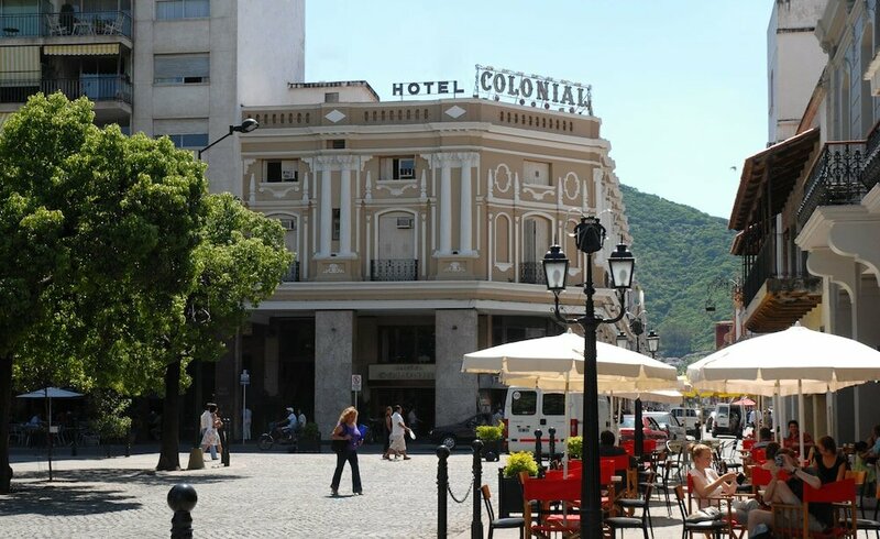 Гостиница Hotel Colonial Salta в Сальте
