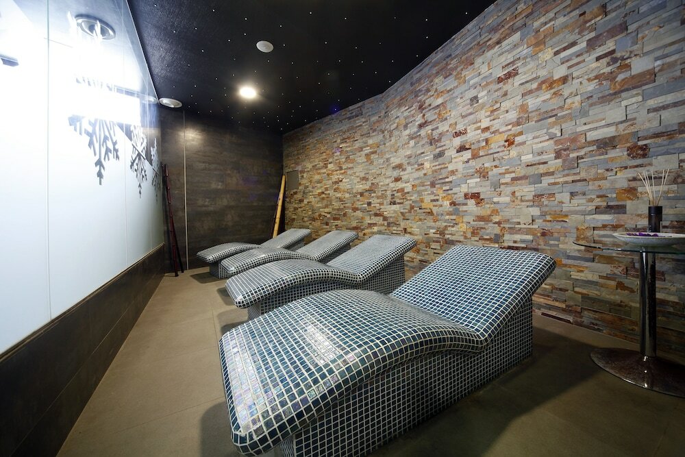 Фото Apartahotel & SPA Jacetania