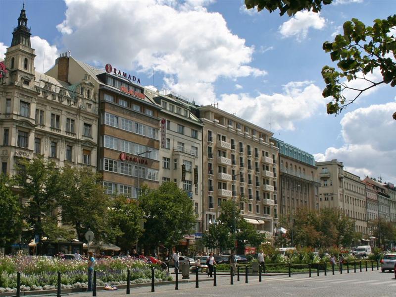 Фото Ramada by Wyndham Prague City Centre