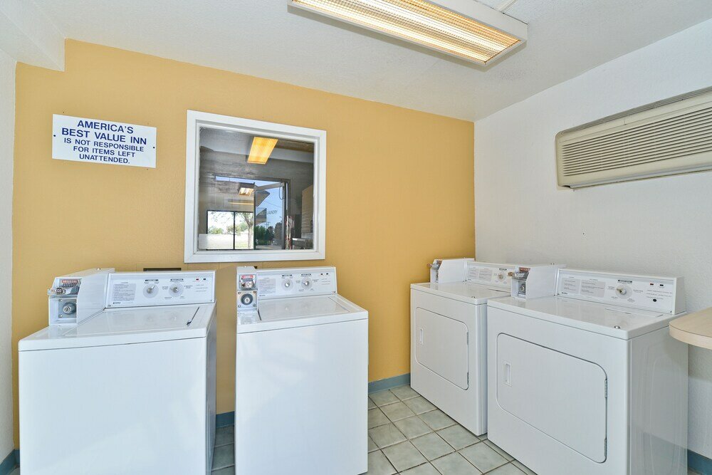 Фото Americas Best Value Inn Amarillo Airport