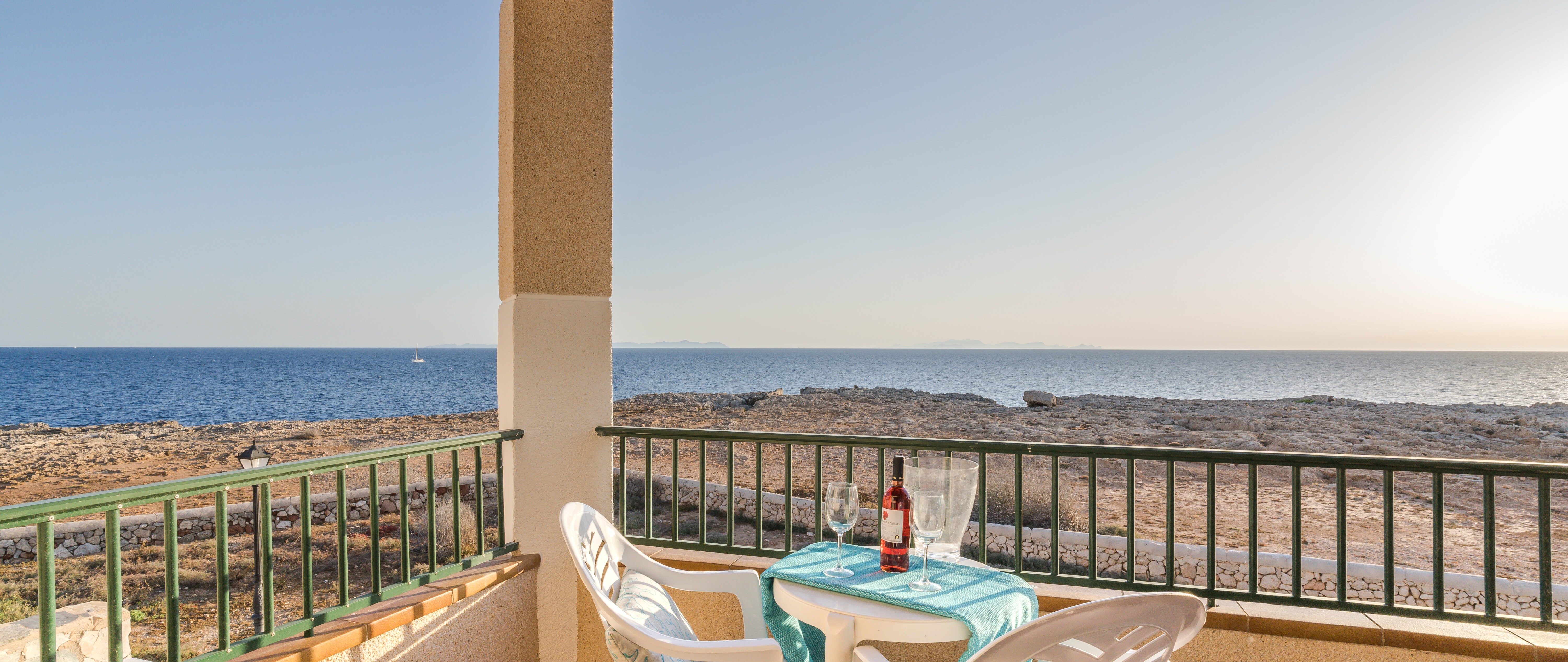 Фото Apartamentos Cabo de Baños by Mij