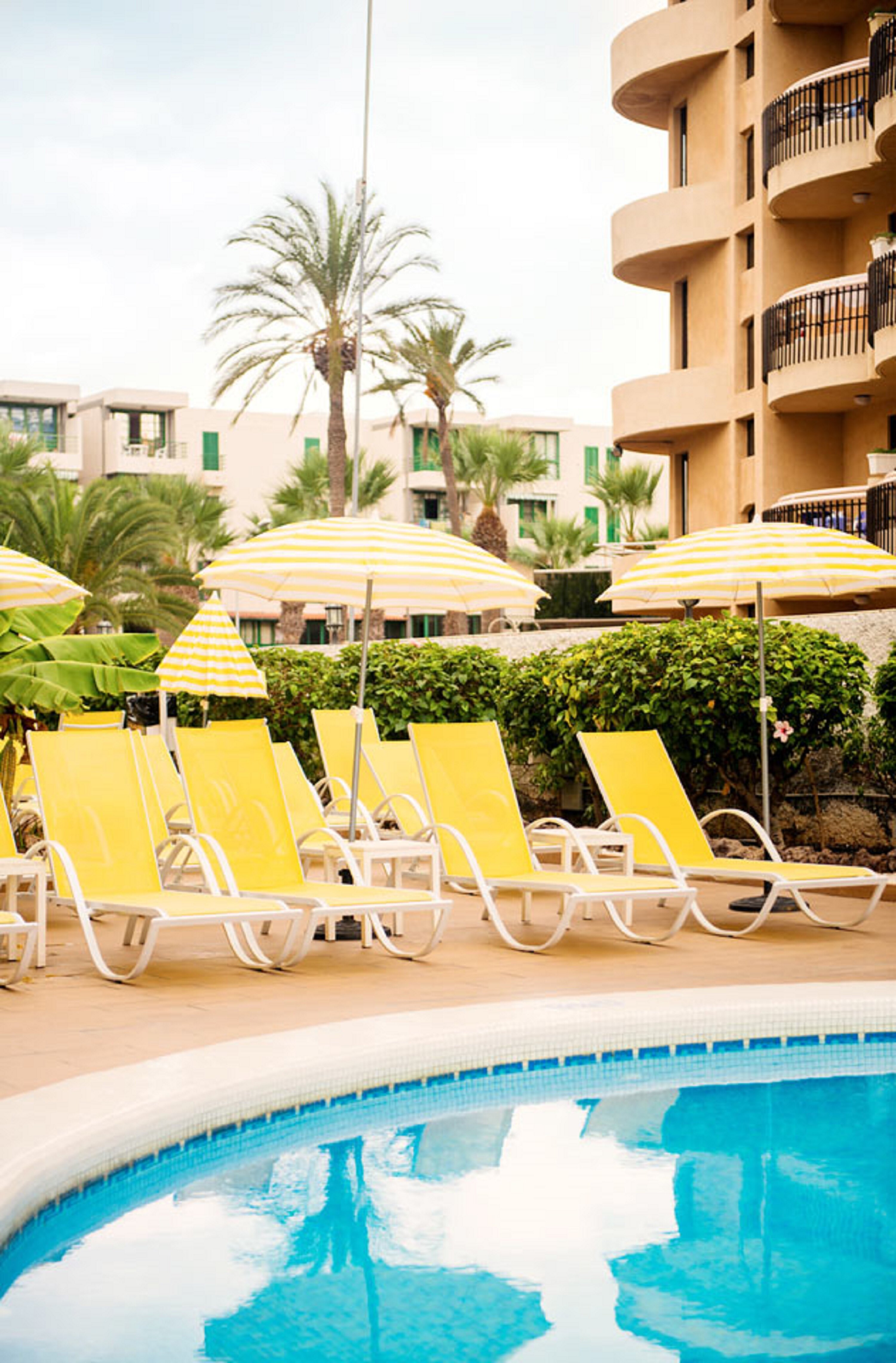 Фото Coral California